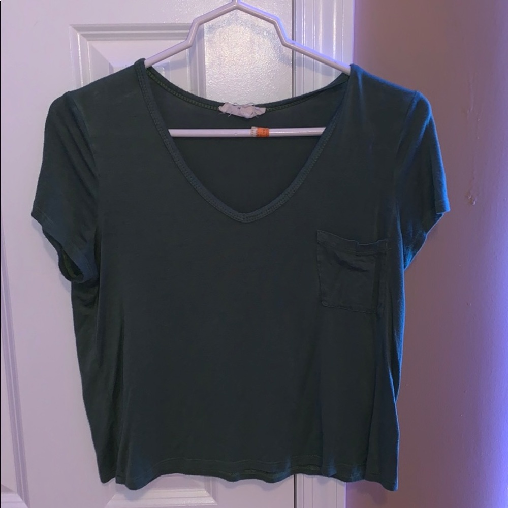 Green T shirt slightly cropped